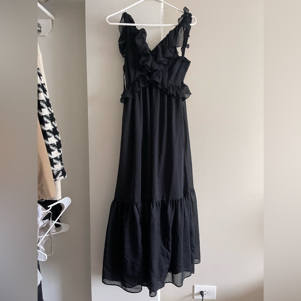 Abercrombie Drama Ruffle Maxi Dress
